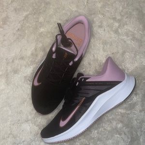 Women’s Brand New Nike Quest 3 Running Shoes